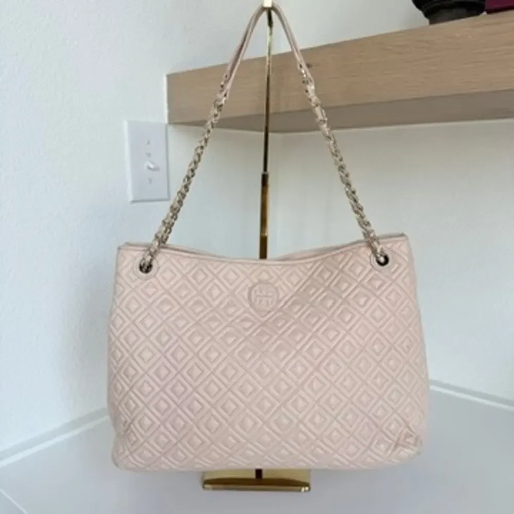 TORY BURCH Quilted Leather Chain Tote Bag Pink Shoulder Purse Classic‎ Luxury